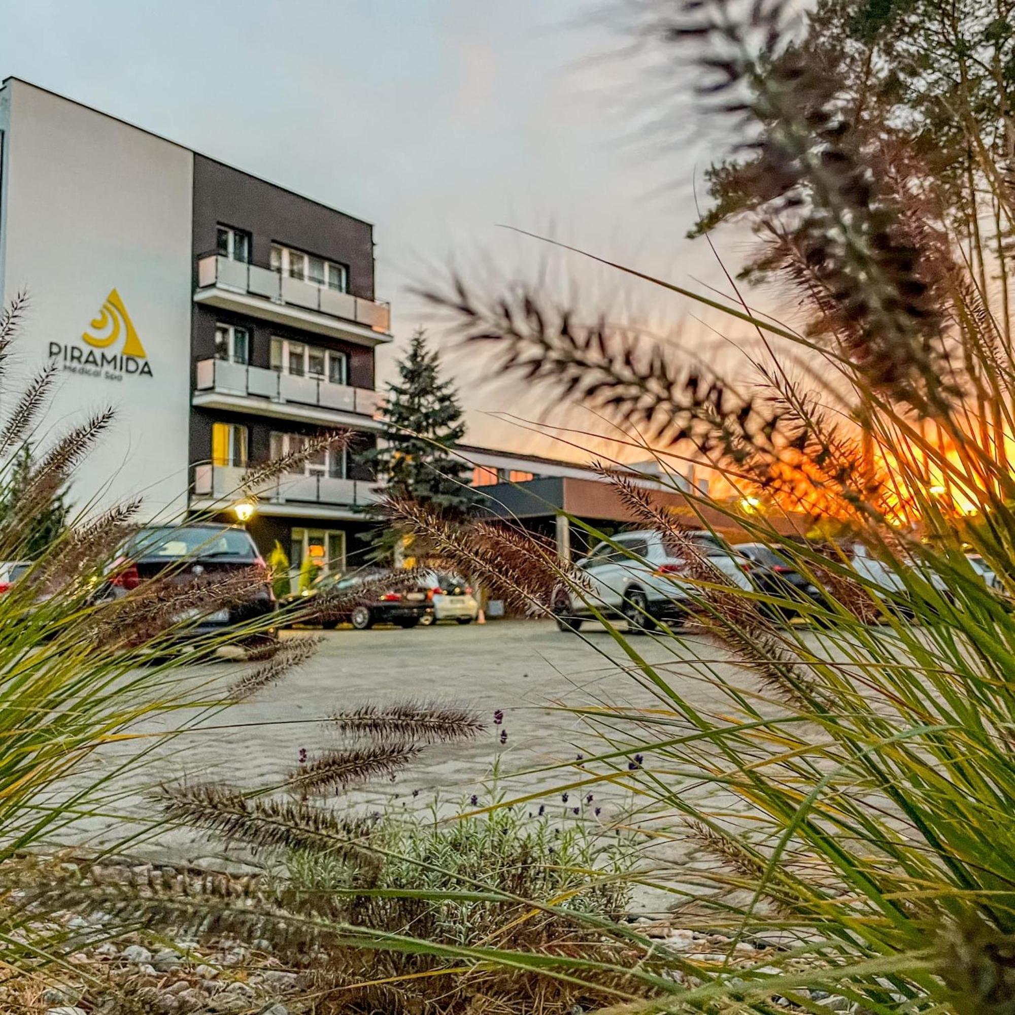 Piramida Medical Spa Mrzeżyno Exteriör bild